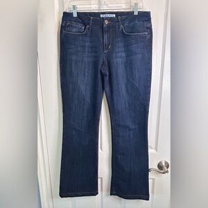 👖👖”Joe's” Premium Denim Classic Dark Blue Bootcut Leg Jeans 👖